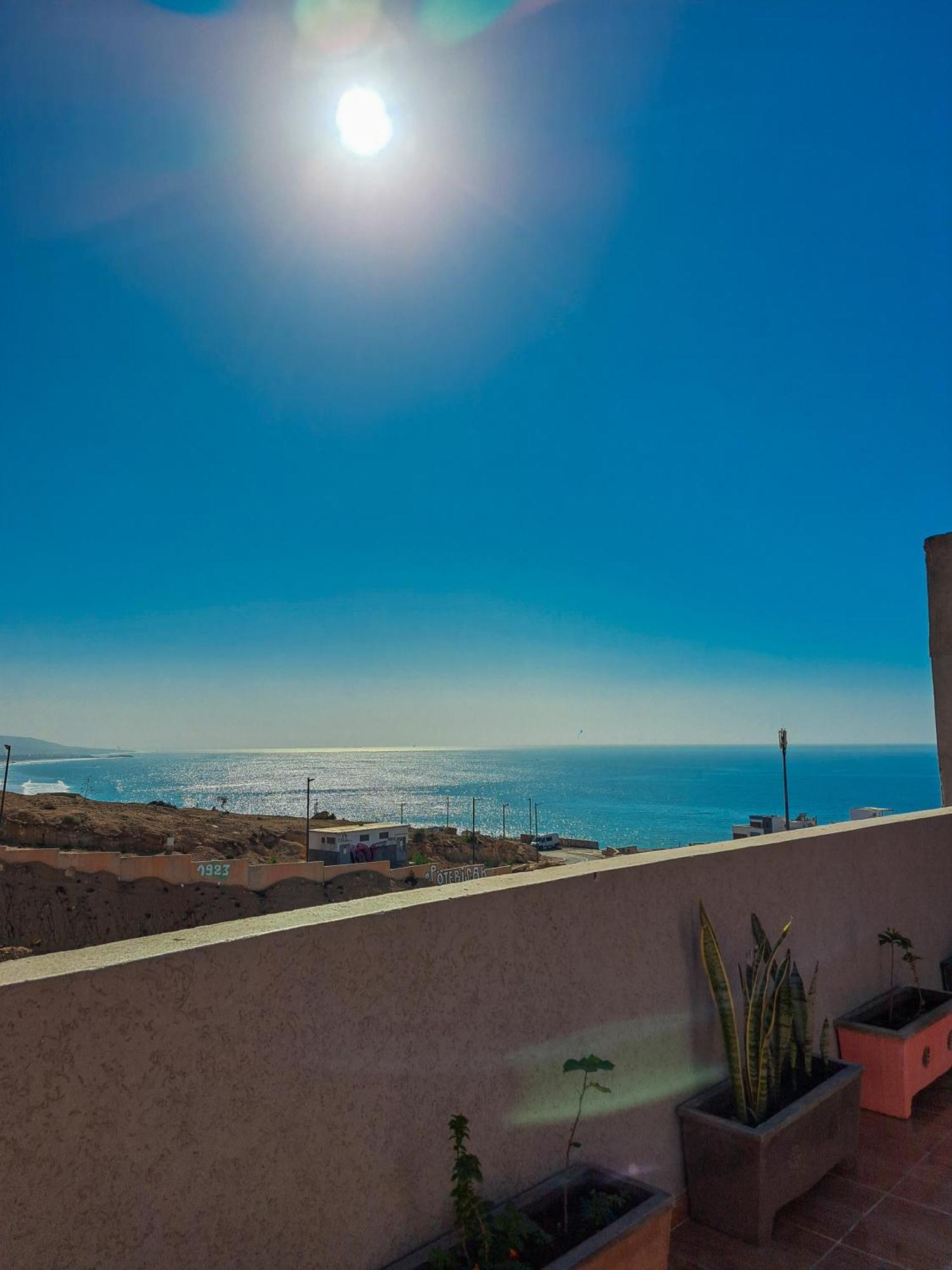 Mira Guest House Taghazout Exteriör bild